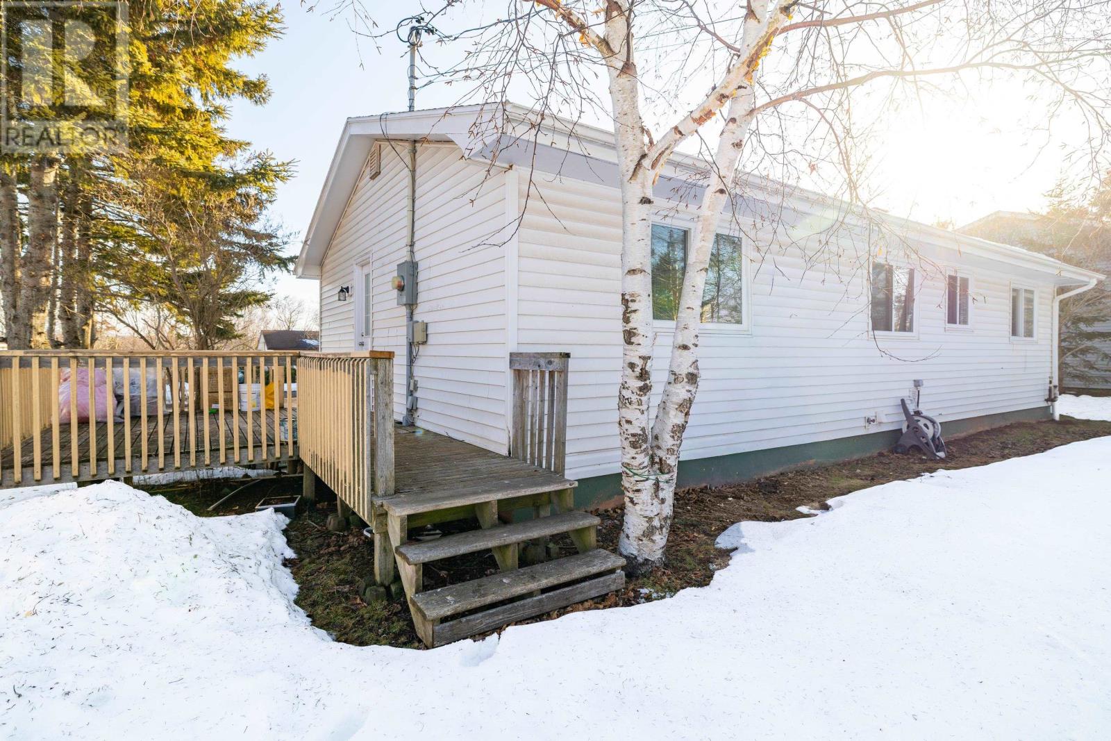 44 Westcomb Crescent - 5