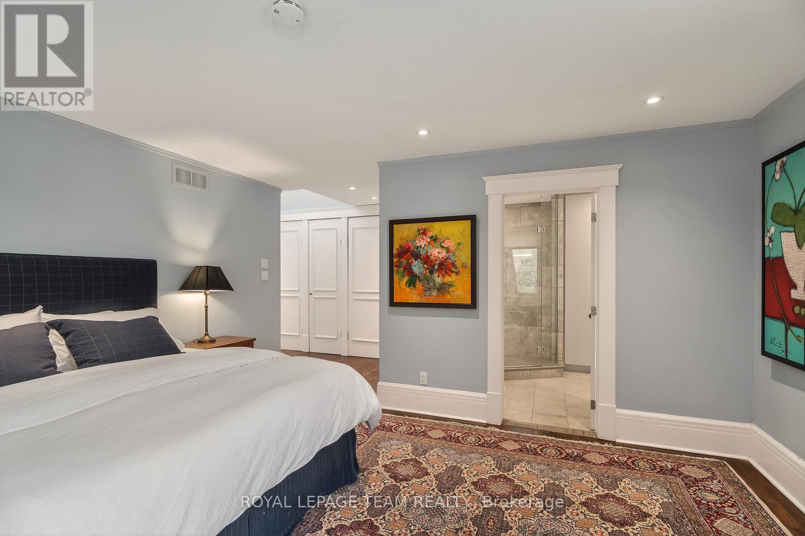 46 IVY CRESCENT - 31