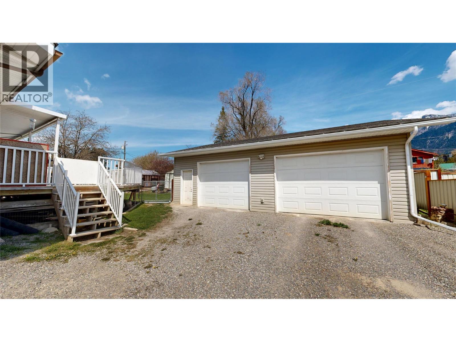 4835 Purcell Avenue - 35