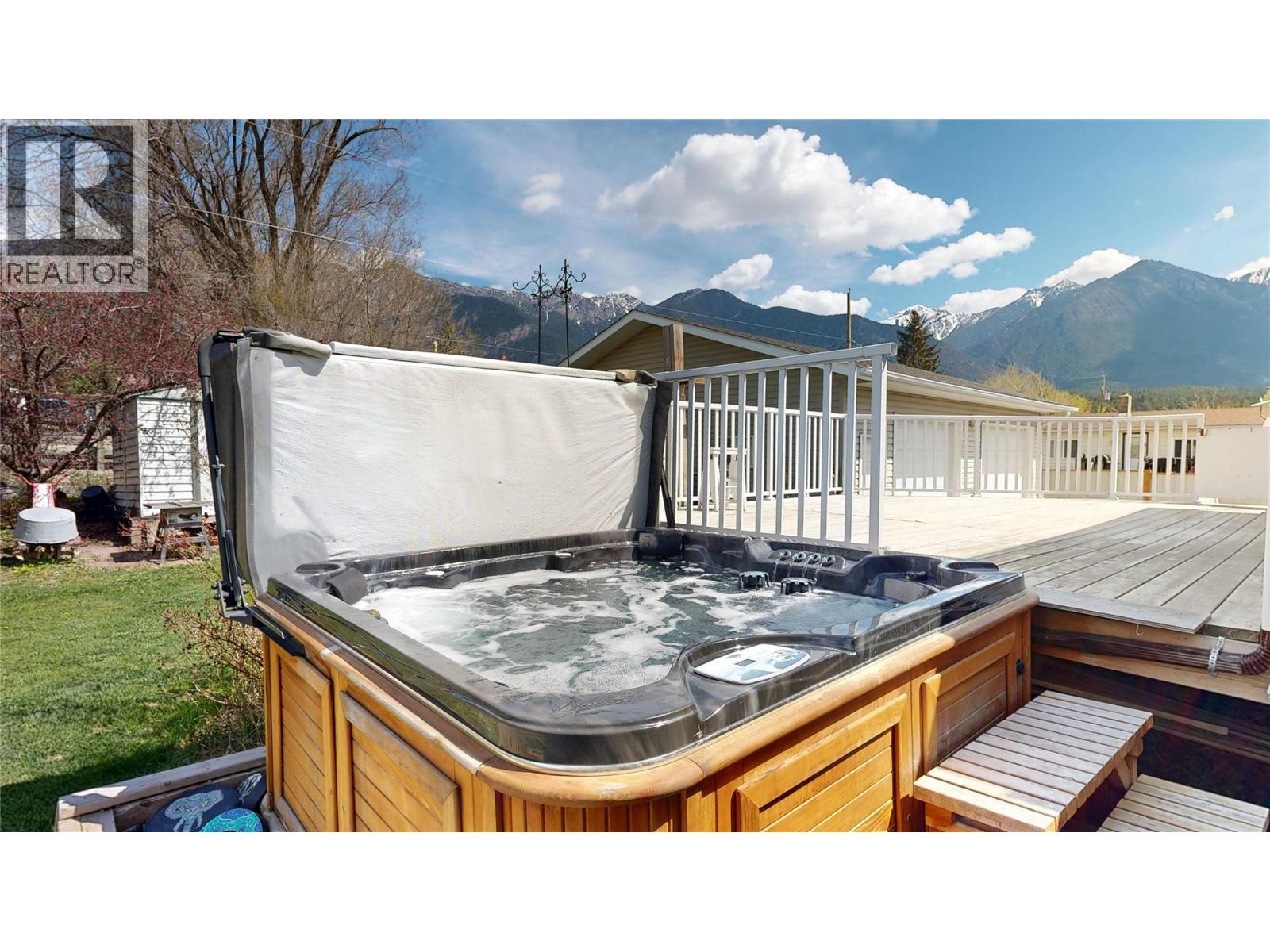 4835 Purcell Avenue - 39