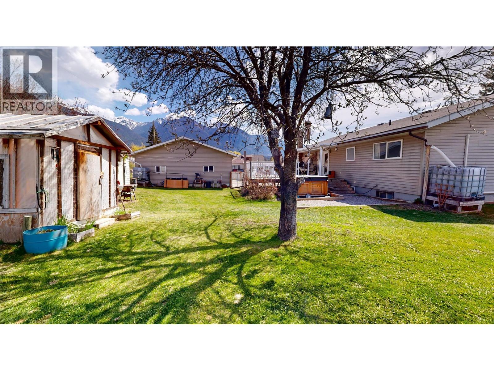 4835 Purcell Avenue - 43
