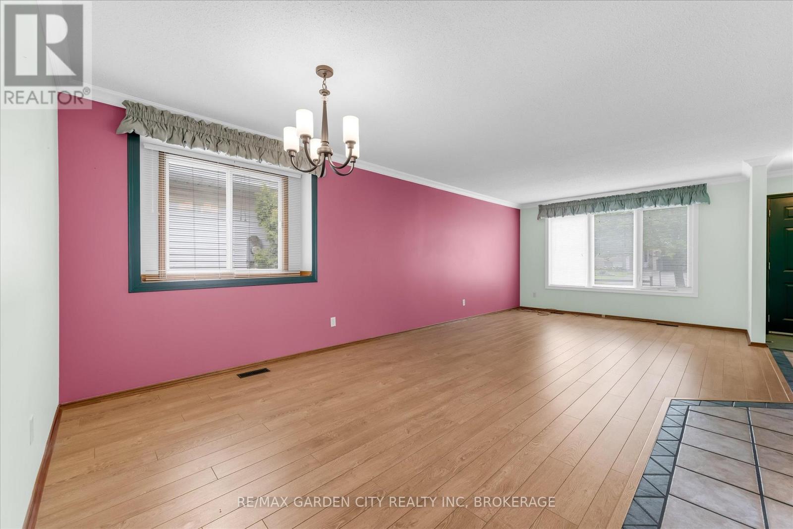71 HAZEL STREET - 7