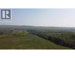 W:5 R:4 T:26 S:7 Q:se &ne,& Nw, Rural Rocky View County, AB T0L1N0 Photo 8