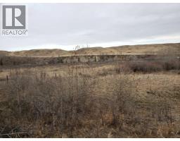 W:5 R:4 T:26 S:7 Q:se &ne,& Nw, Rural Rocky View County, AB T0L1N0 Photo 13