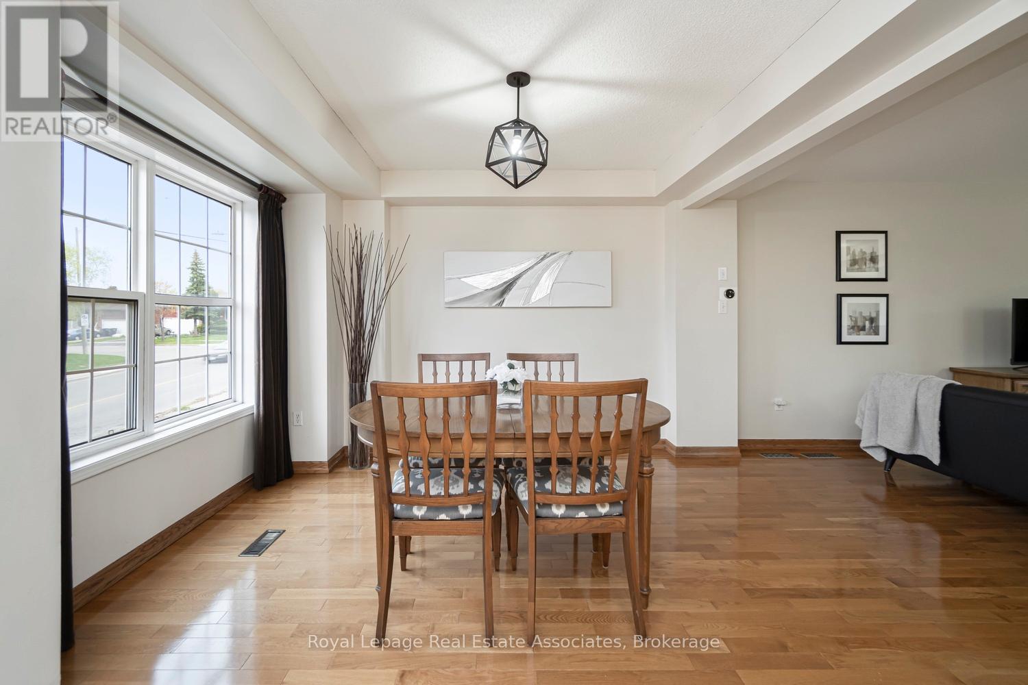 #3 199 HILLCREST AVENUE - 10