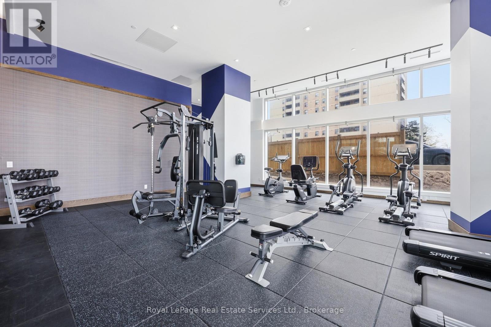 #202 2782 BARTON STREET E - 23