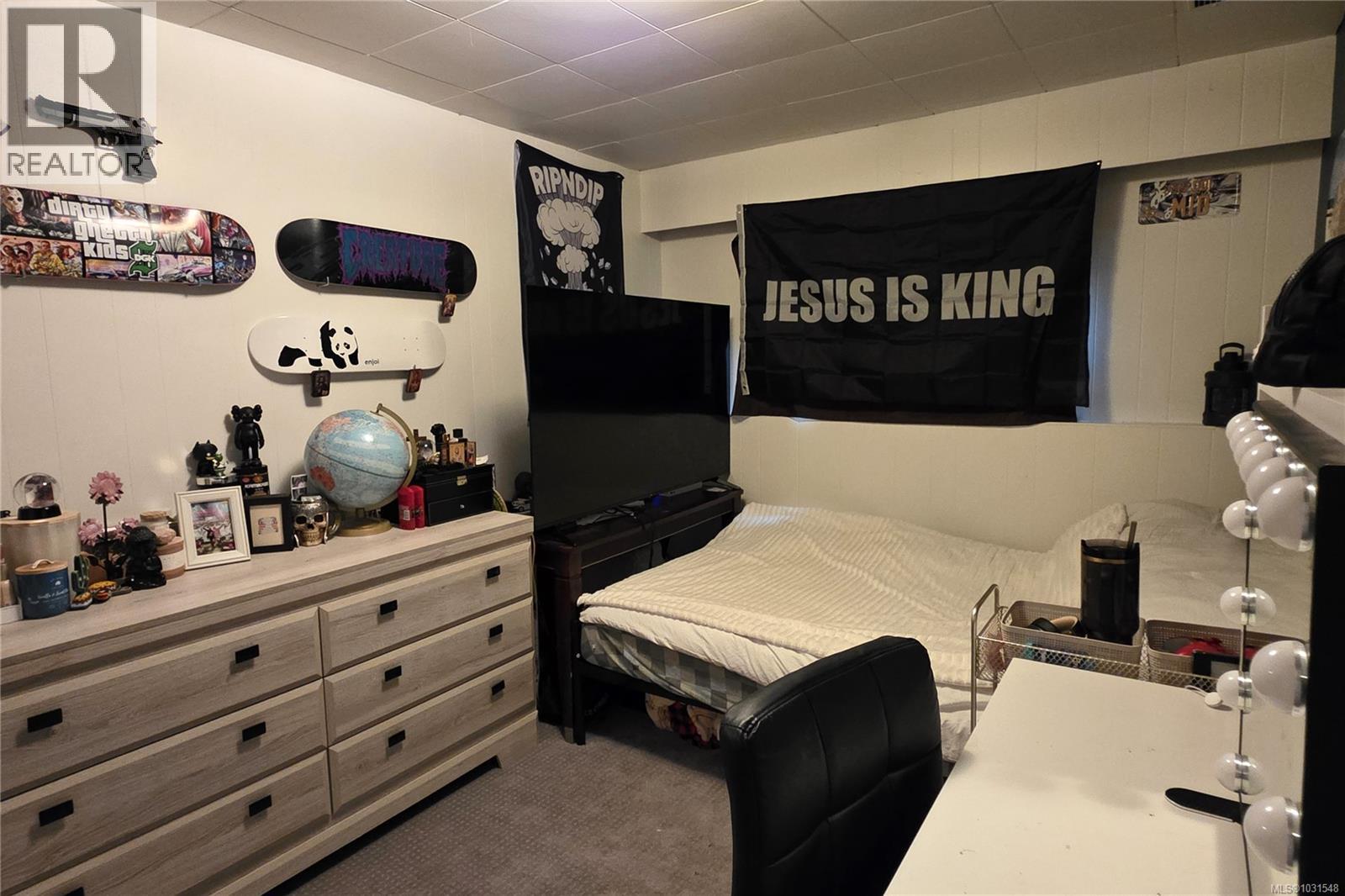 222 Thulin St - 15