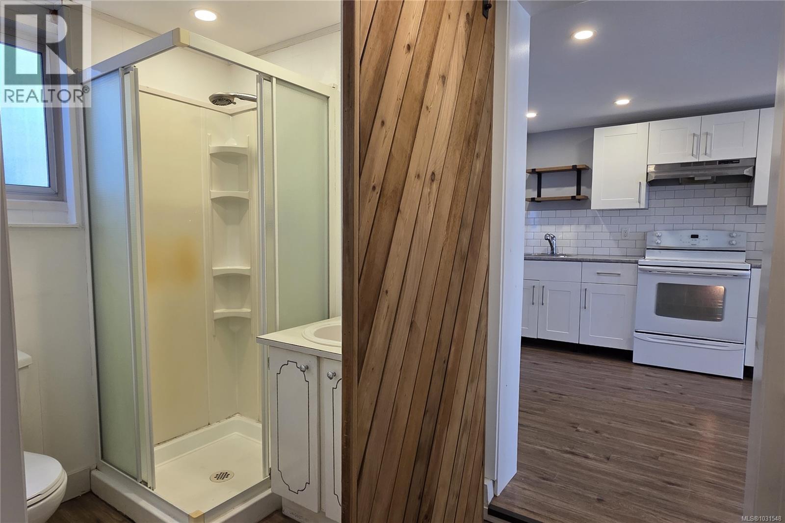 222 Thulin St - 22