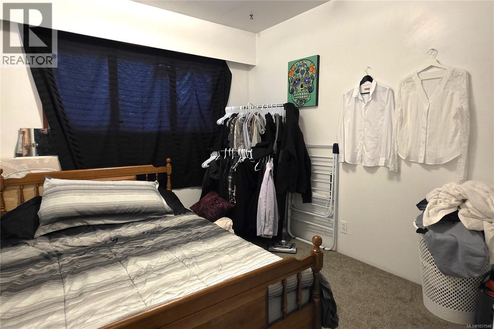 222 Thulin St - 11