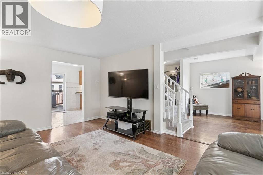 116 EMMA Street - 8