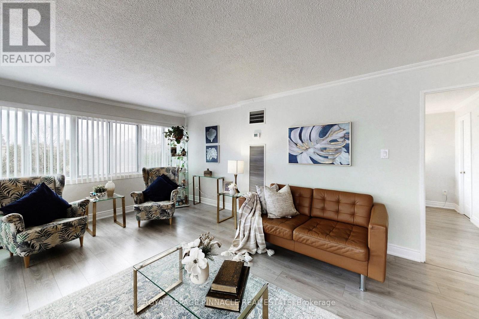 #202 1300 MISSISSAUGA VALLEY BOULEVARD - 13