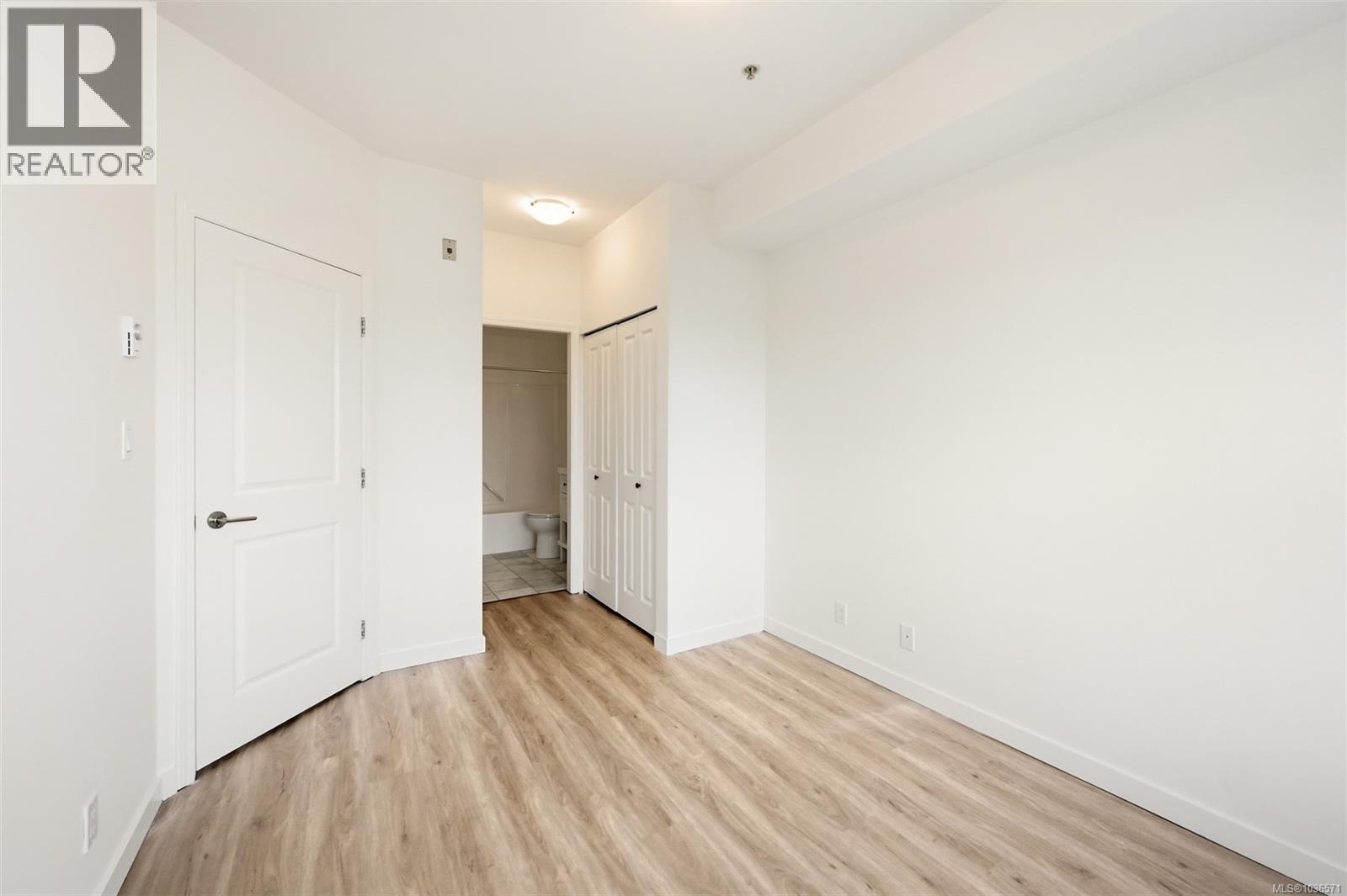 #309 1550 Church Ave - 12