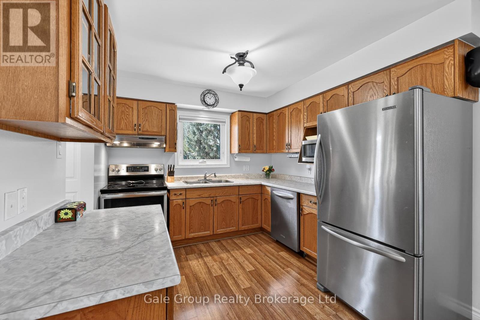 186 PORTSMOUTH COURT - 17