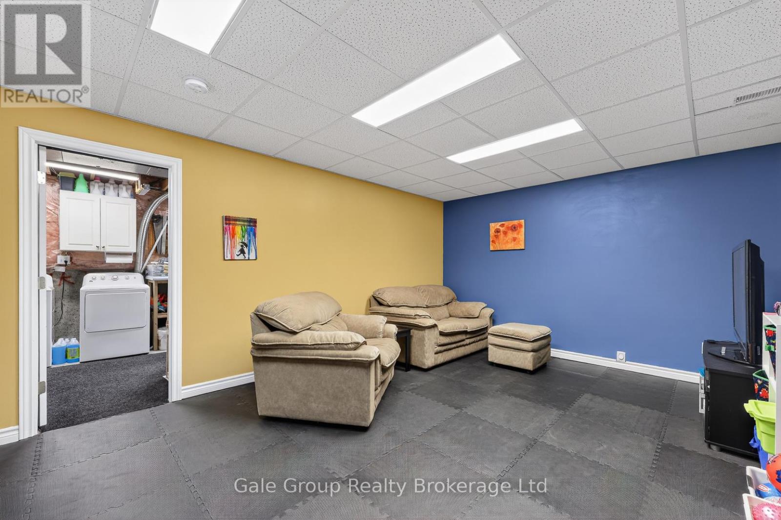 186 PORTSMOUTH COURT - 31