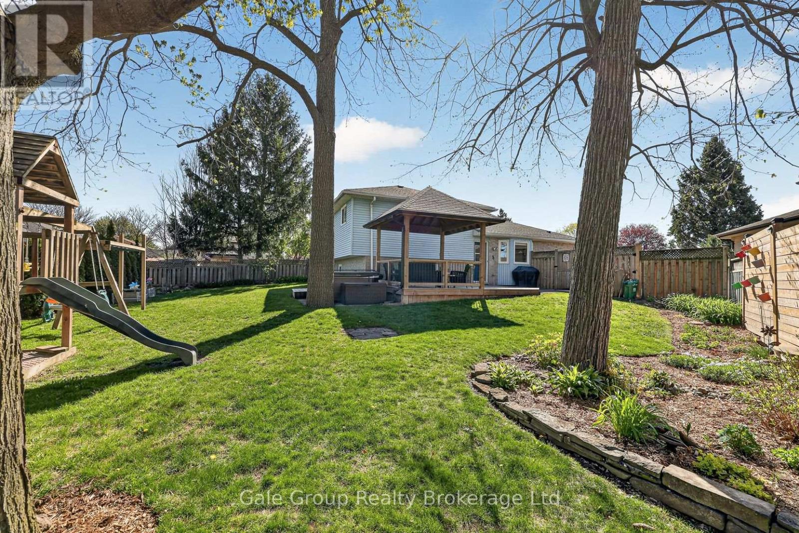 186 PORTSMOUTH COURT - 32