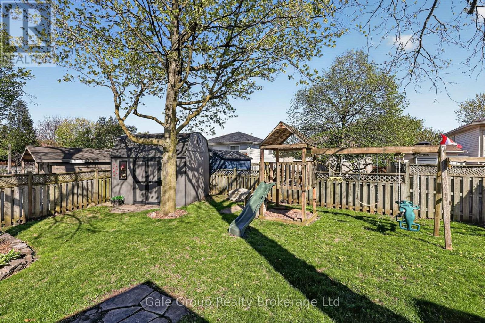 186 PORTSMOUTH COURT - 36