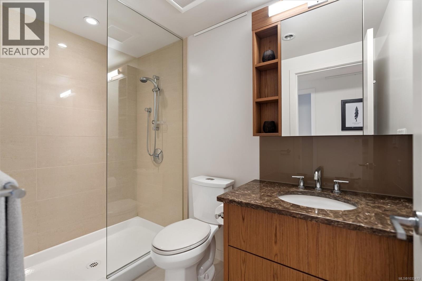 #701 608 Broughton St - 24