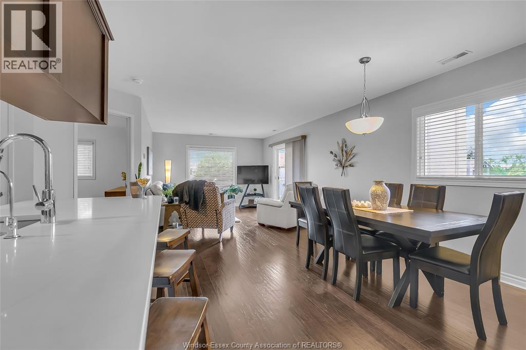 #402 1547 GRAND MARAIS ROAD West - 9