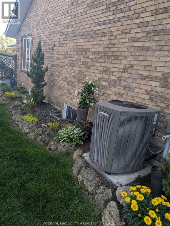 1305 Laurel Bay COURT, Windsor, Ontario, N8P1M9 — Photo 39