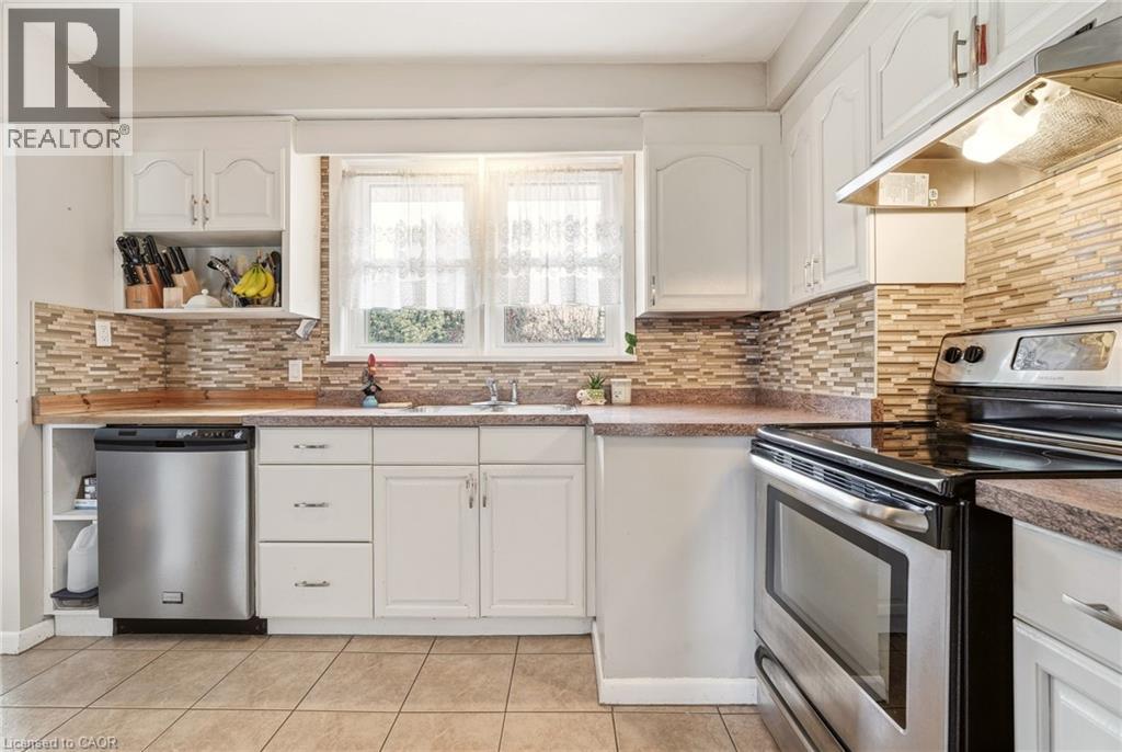 452 THIRD Line, Oakville, Ontario, L6L4A5 — Photo 38