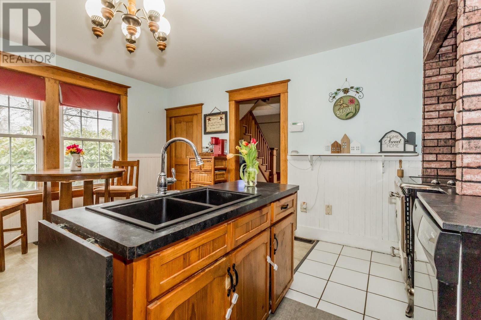 804 Windermere Road - 18