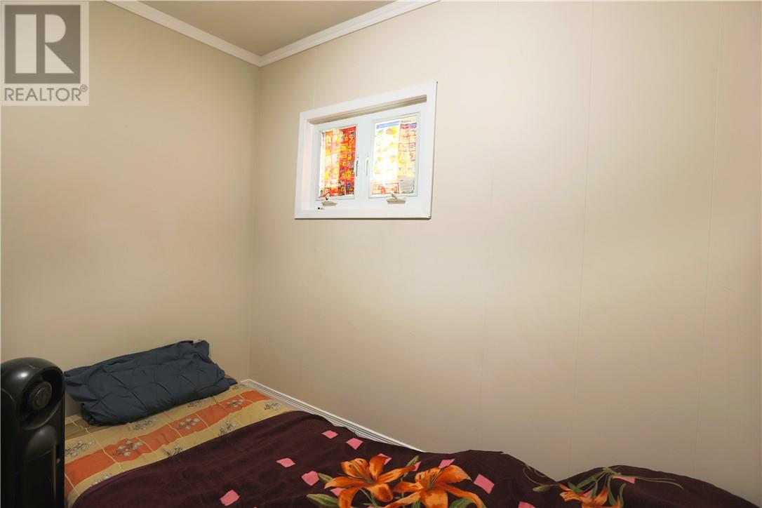 422 Queen Street - 18