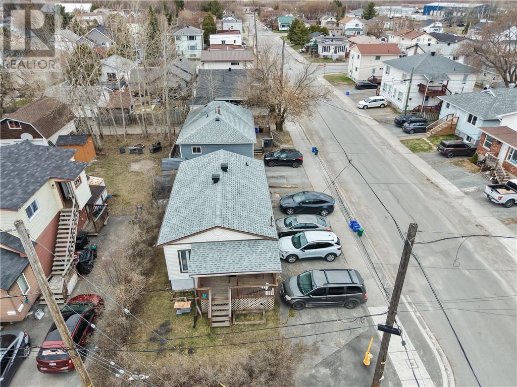 422 Queen Street - 24