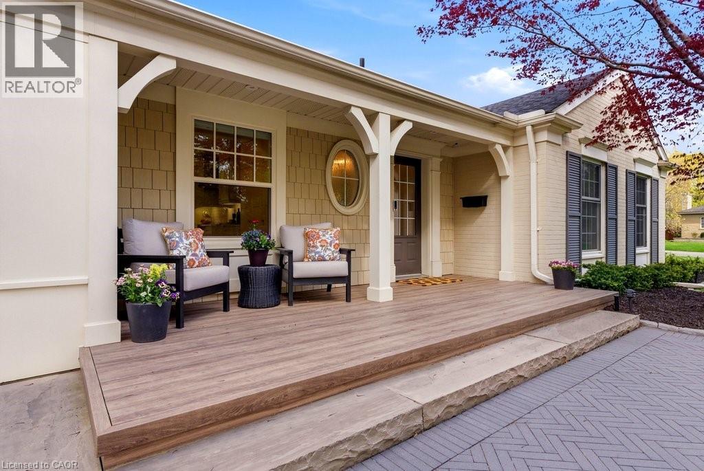 2079 GARY Crescent - 4