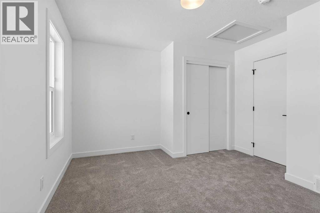 #142 2231 81 Street SW - 16