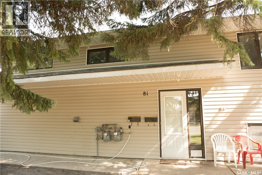 81 A&B Circlebrooke DRIVE - 24