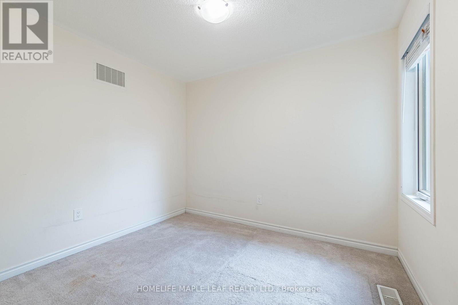67 BENHURST CRESCENT — photo 36