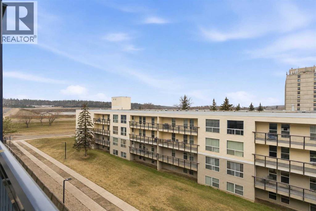 200 Richard Street, Fort McMurray