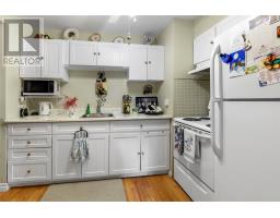 61 Brookfield Road thumbnail 34