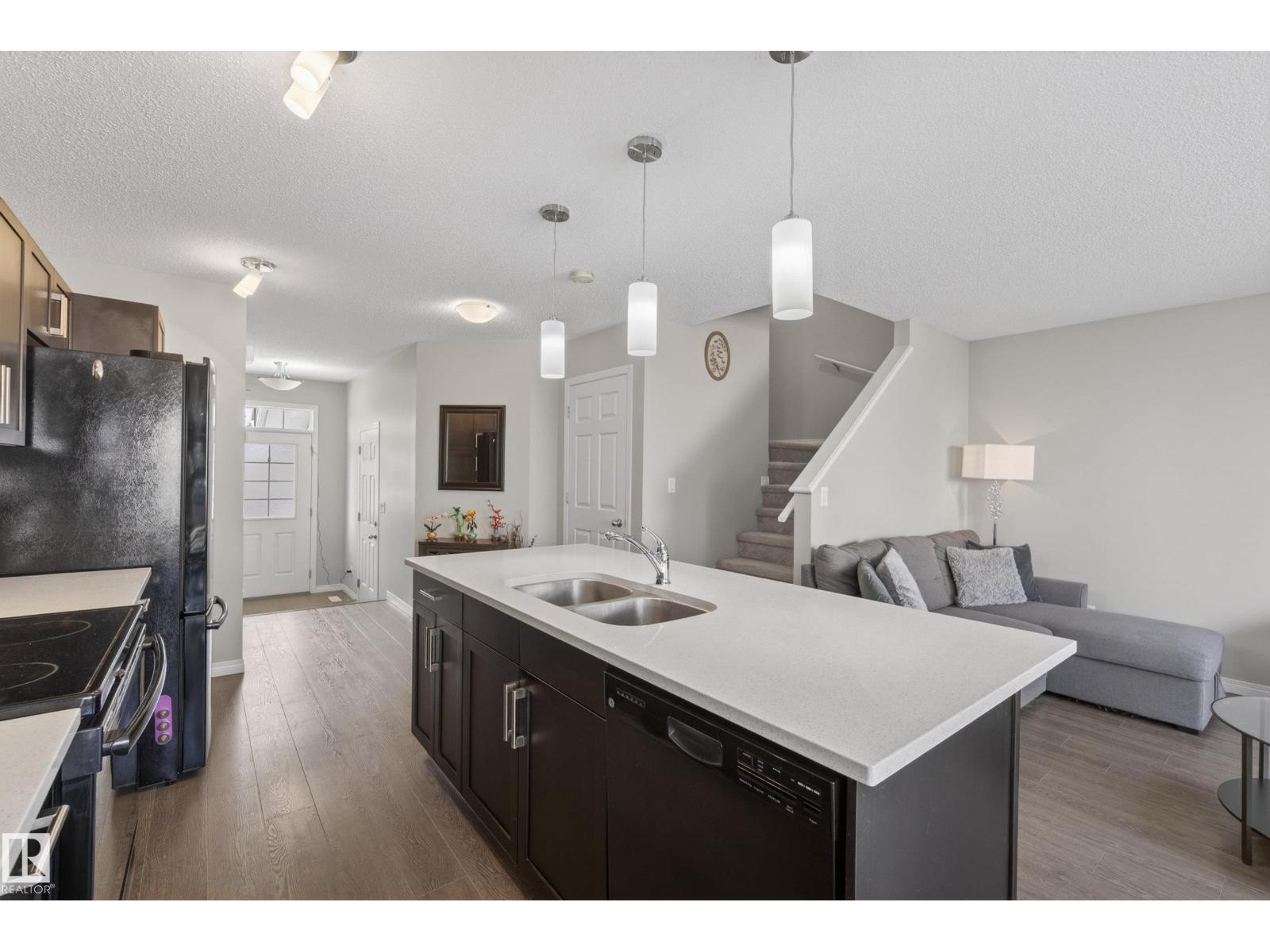 757 EAGLESON CR NW - 15