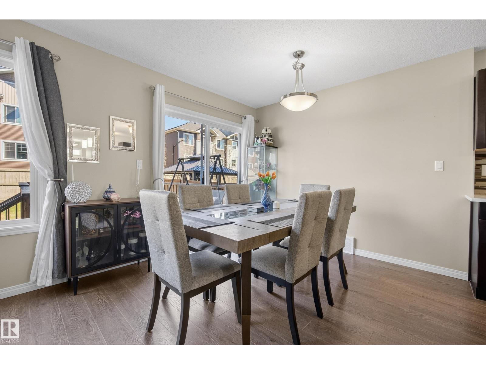 757 EAGLESON CR NW - 18