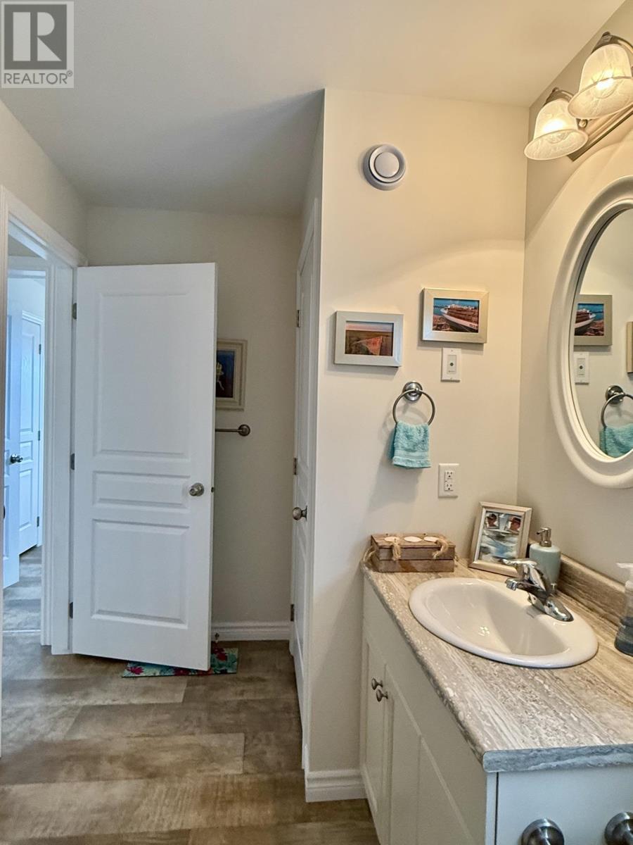 203 Dunes View Drive - 26