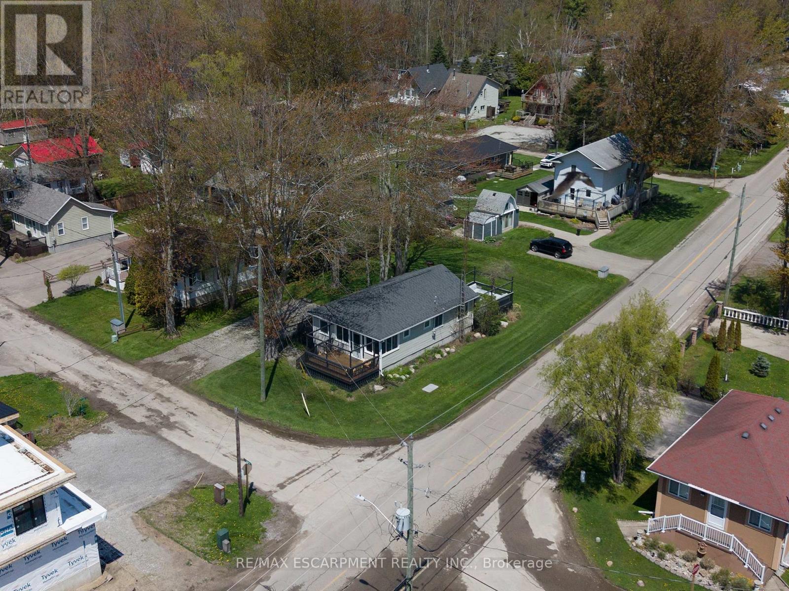 21 FERRIS STREET - 1