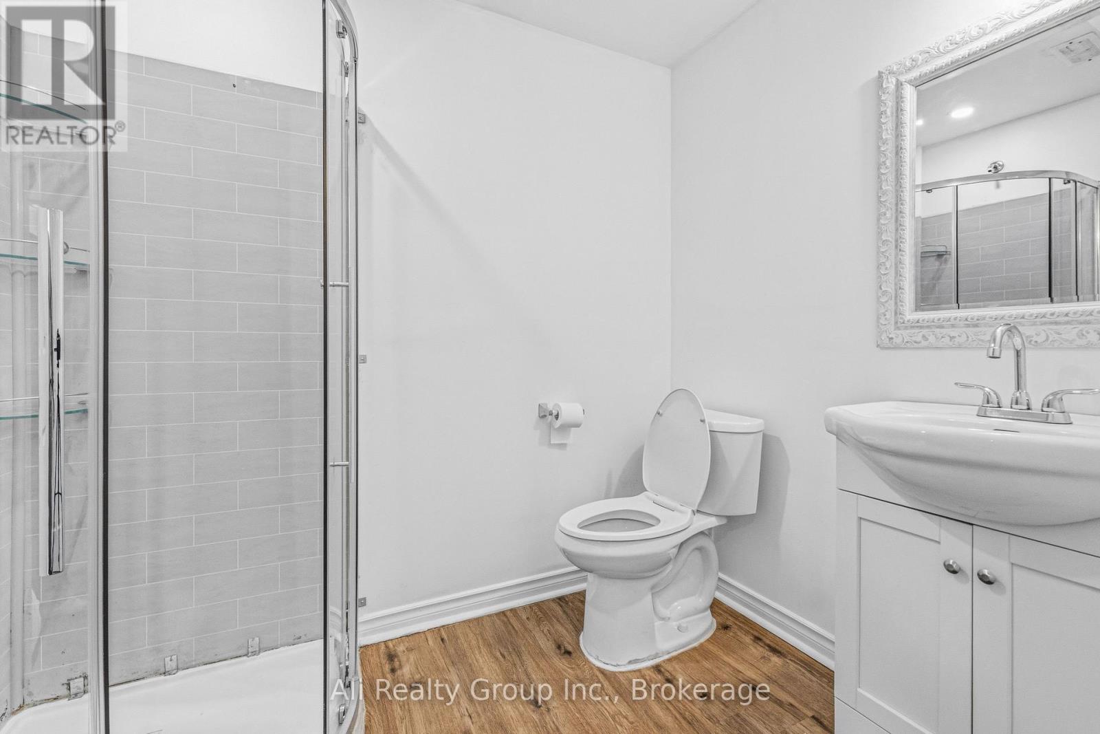 400 NESTLETON STREET - 24