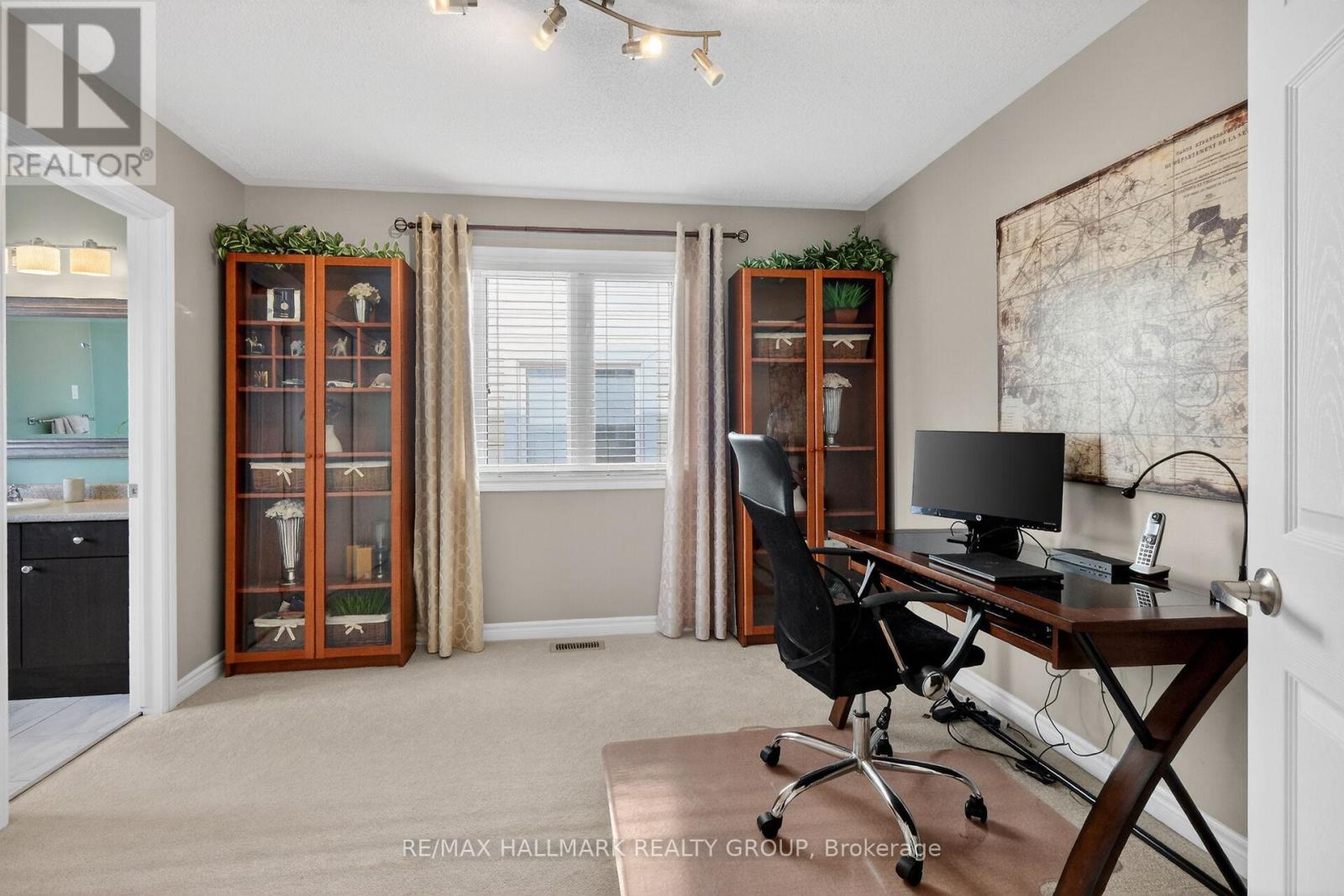 516 SUNLIT CIRCLE - 37