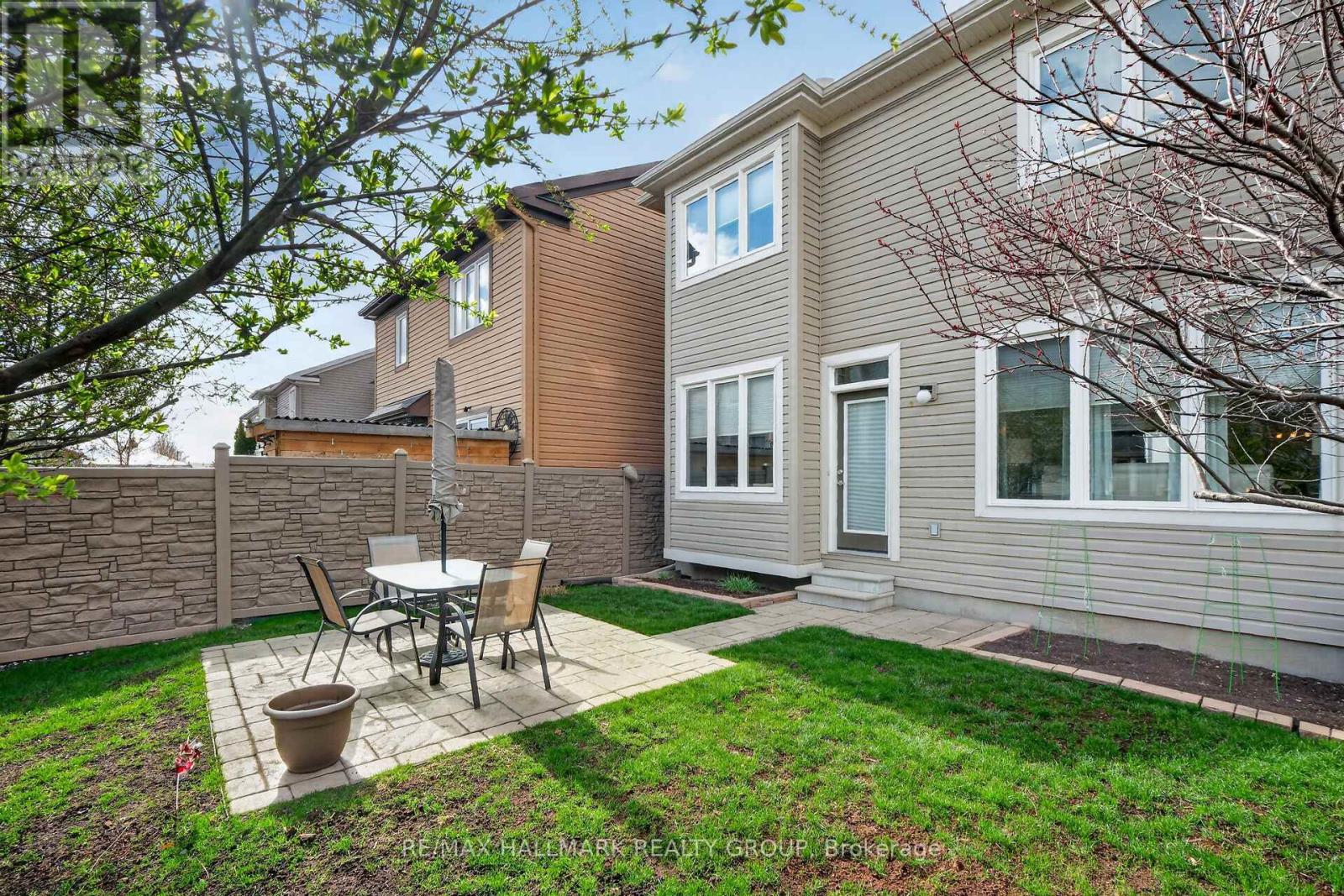 516 SUNLIT CIRCLE - 42