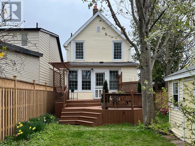 11 FREEMAN STREET - 18