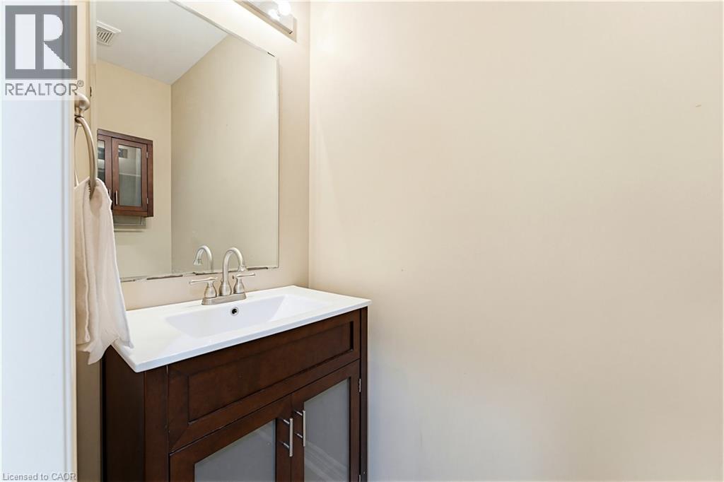 #75 110 HIGHLAND Road E - 11