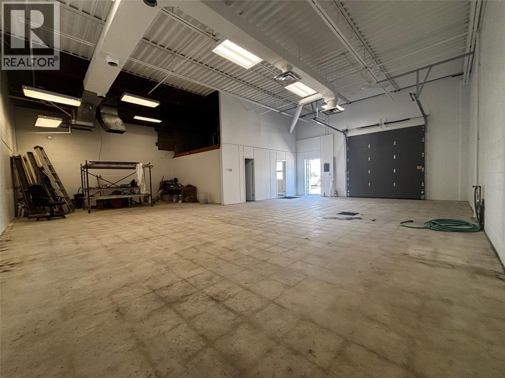 1133 VANIER ROAD Unit# UNIT B, Sarnia, Ontario, N7S3Y6 — Photo 8