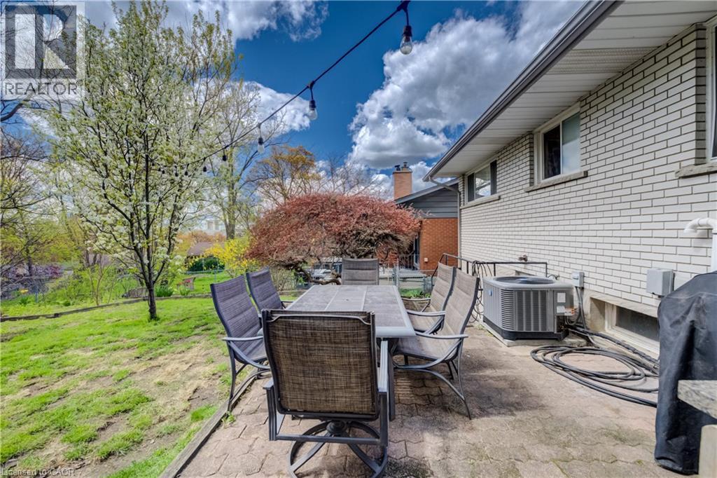 209 WILLOWDALE Avenue - 32