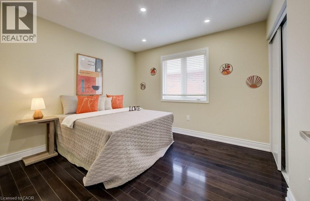 688 HEPBURN Road - 26