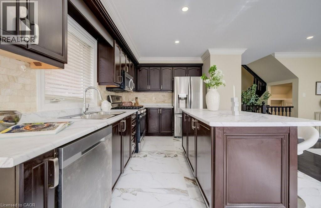688 HEPBURN Road - 17