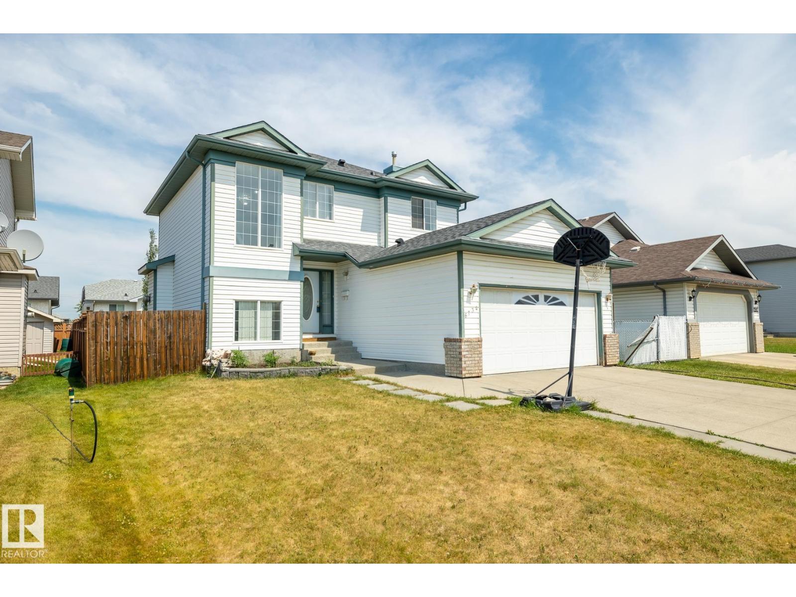 6734 162A AV NW, Edmonton
