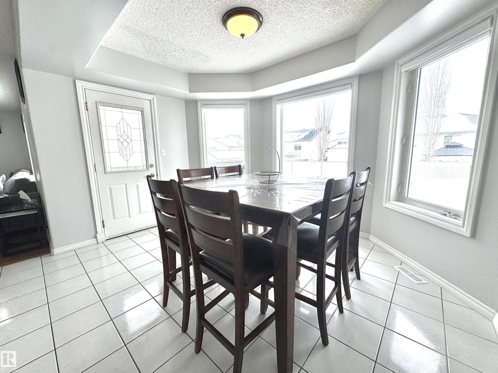 6734 162A AV NW, Edmonton