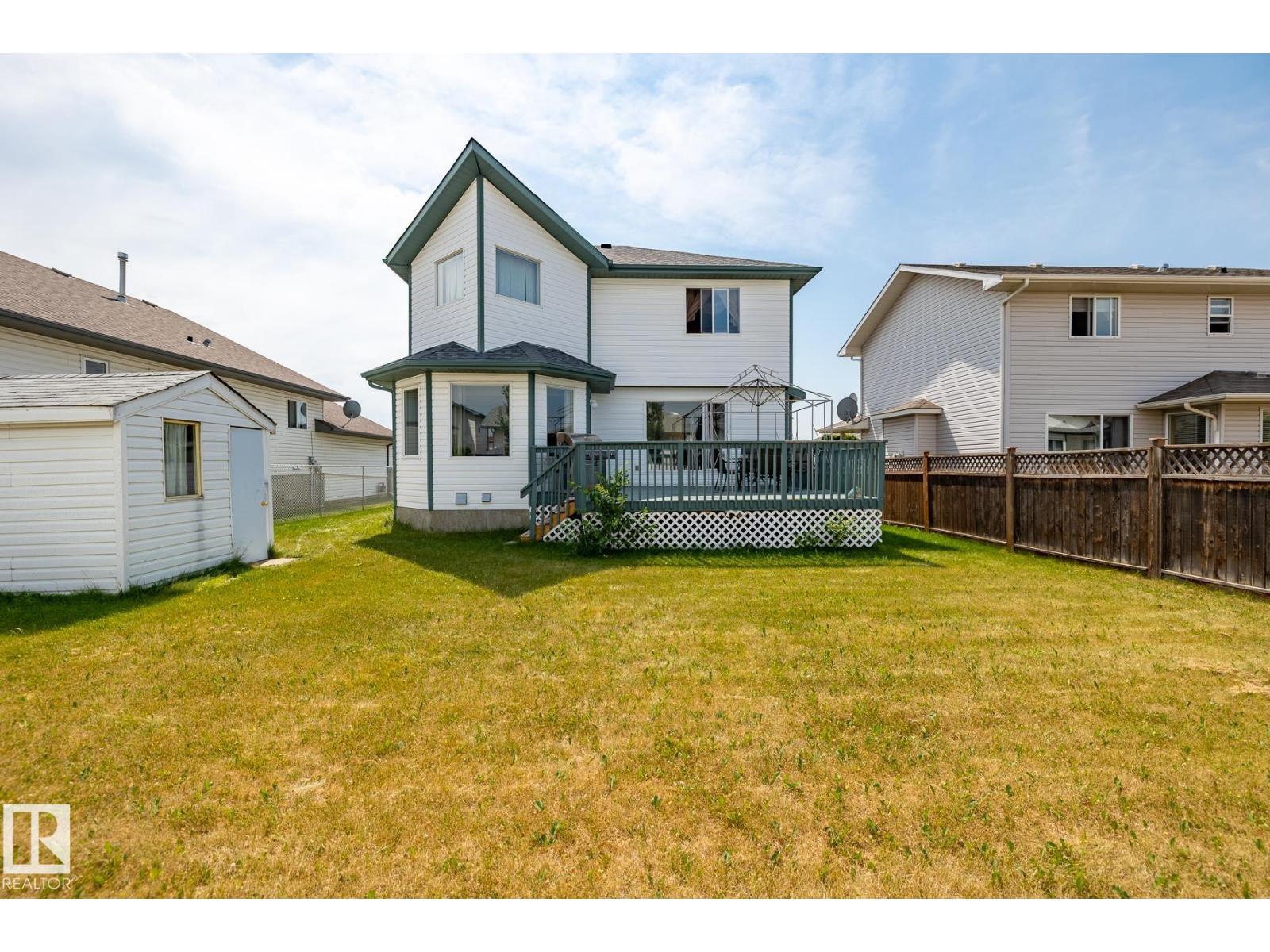 6734 162A AV NW, Edmonton