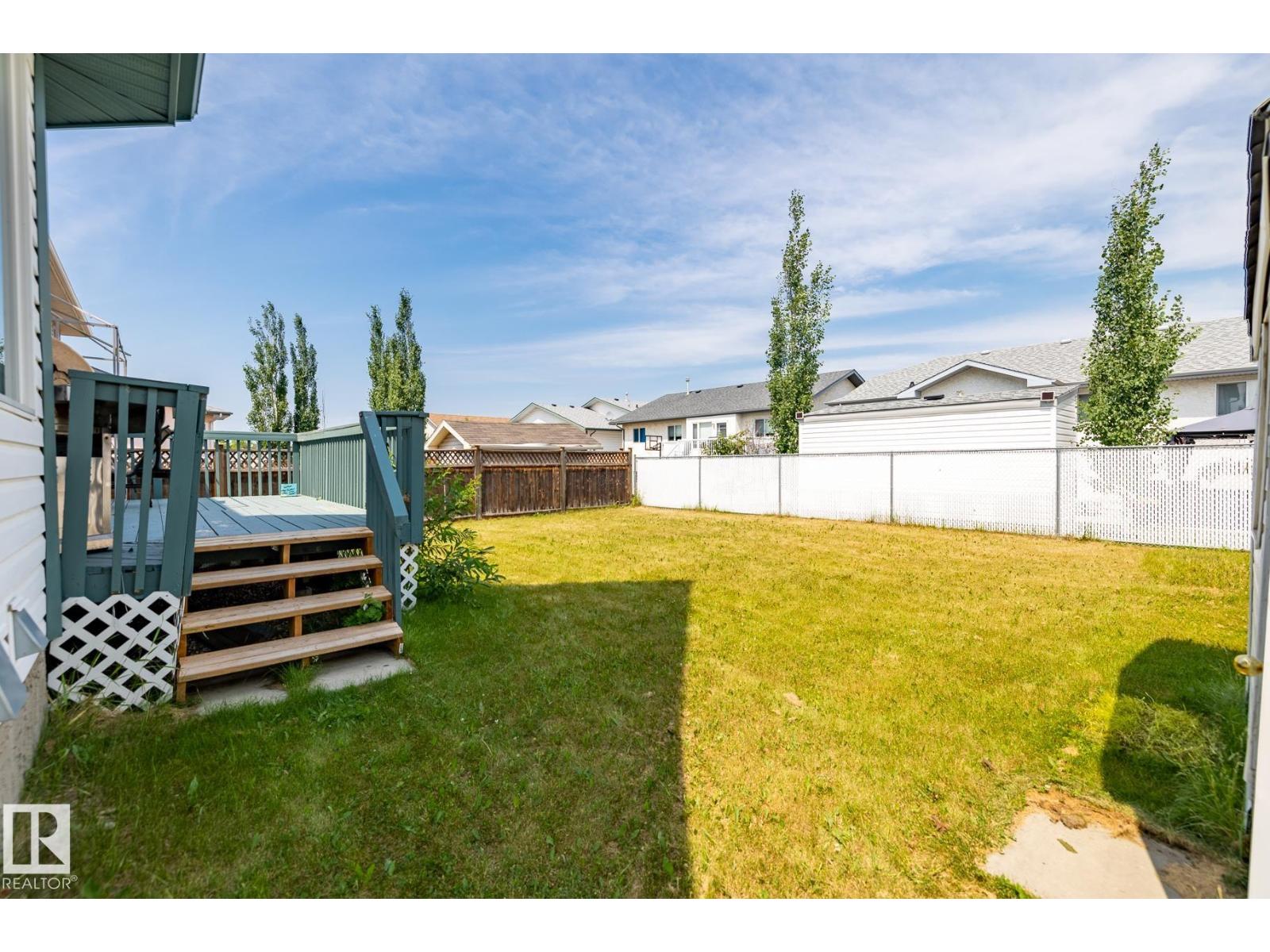 6734 162A AV NW, Edmonton